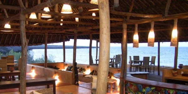 Nuarro Lodge