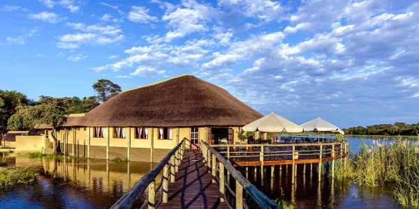 Hakusembe River Lodge