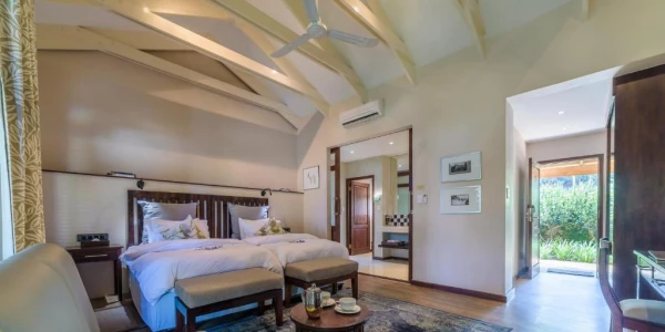 Casterbridge Hollow Boutique Hotel